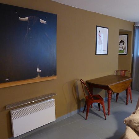 Le Planet 52 Apartment L'Isle-sur-la-Sorgue Exterior photo